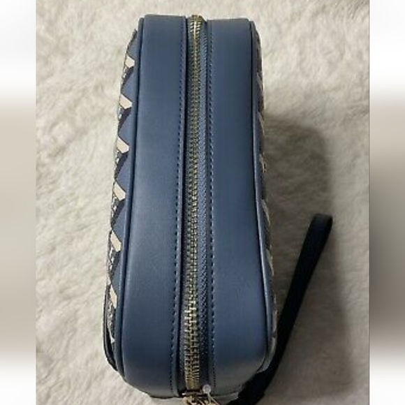 Tory Burch Wristlet - Picture 9 of 16